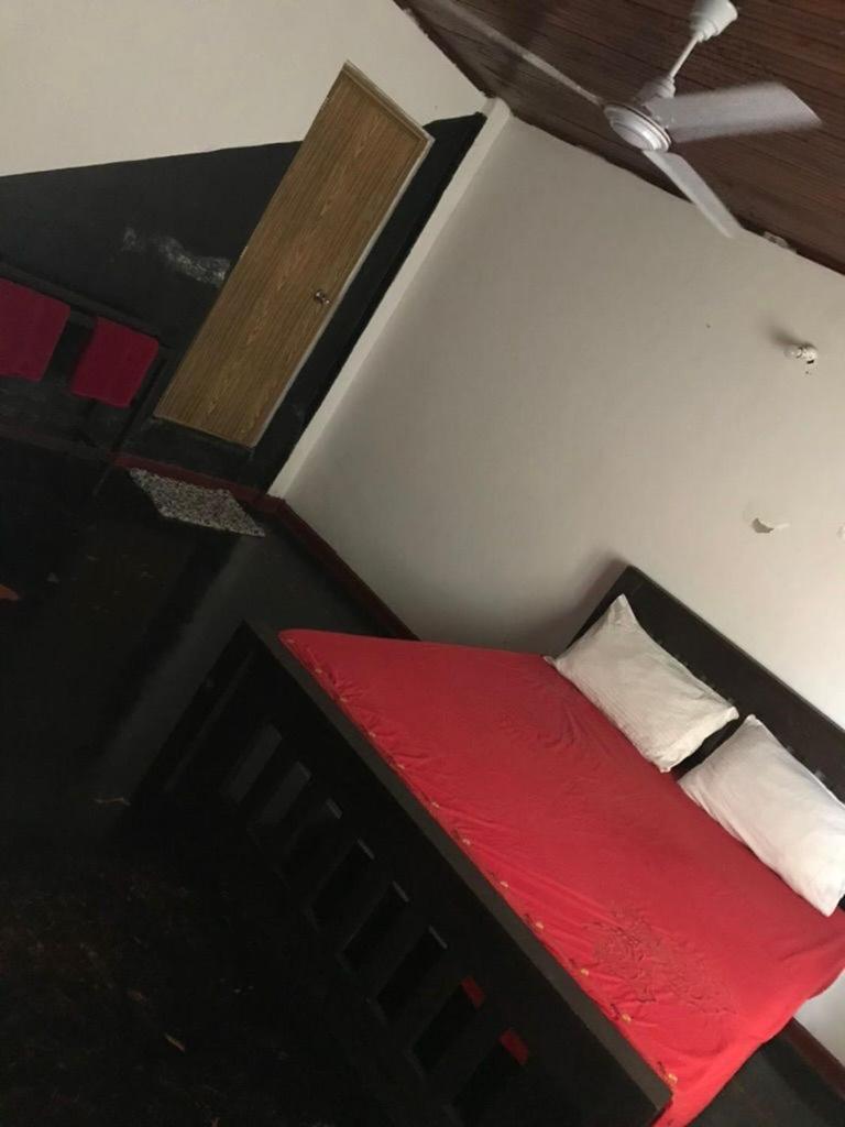 Everest Rooms Piliyandala Exterior foto